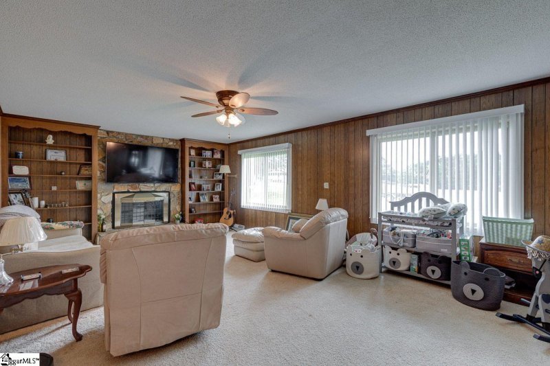 Property image 4 at 105 Stonehaven Drive, Anderson, SC 29625