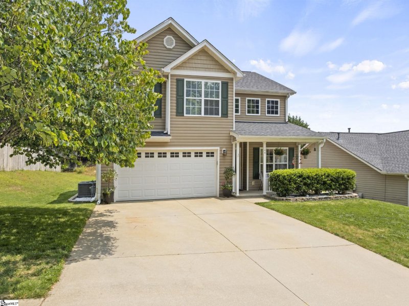 Property image 2 at 144 Maximus Drive, Greer, SC 29651