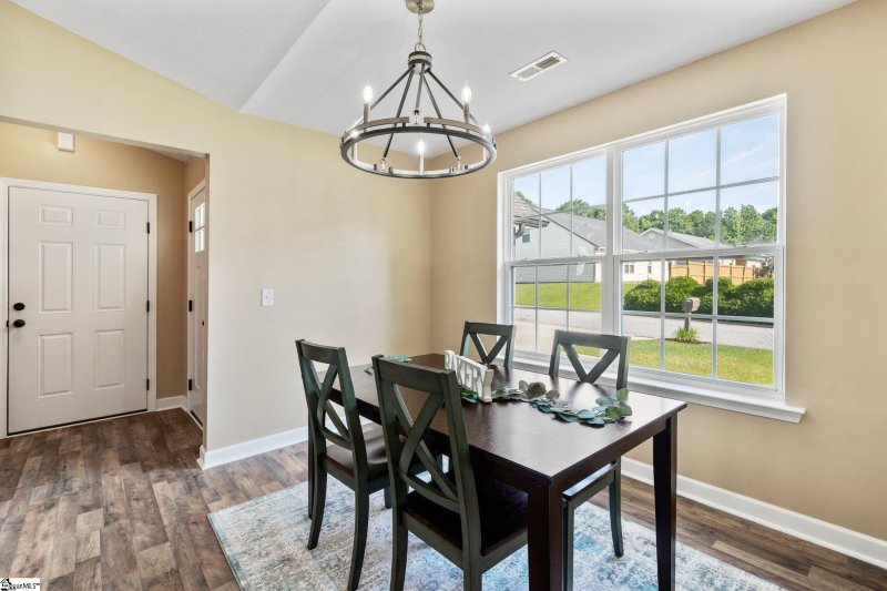 Property image 5 at 4 Rusty Court, Simpsonville, SC 29680