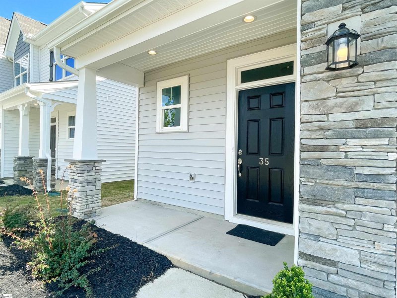 Property image 2 at 35 Fair Village Lane, Simpsonville, SC 29680