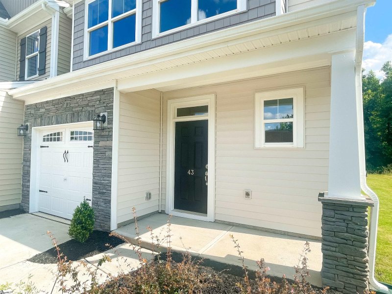 Property image 2 at 43 Fair Village Lane, Simpsonville, SC 29680