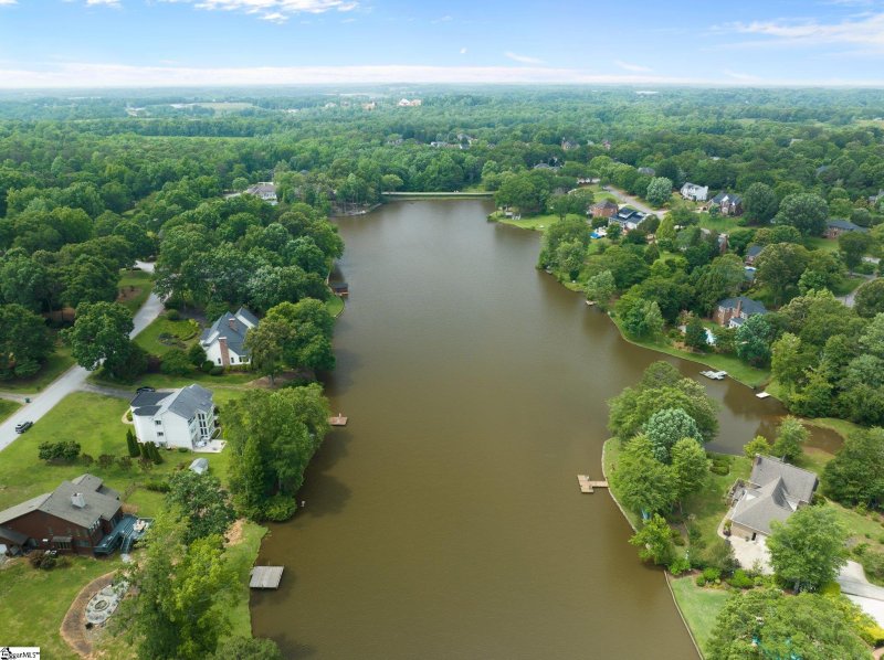 Property image 2 at 109 Westmeath Drive, Moore, SC 29369