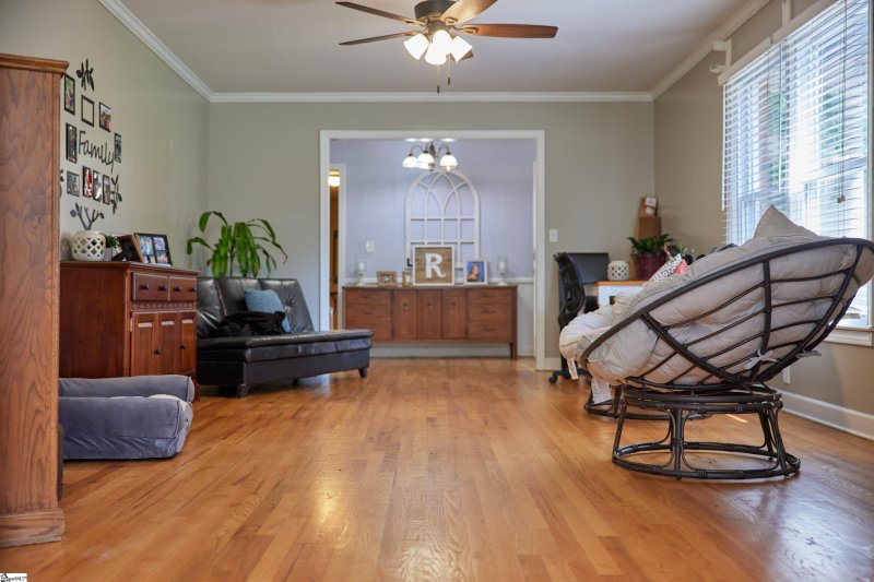 Property image 4 at 206 Cherokee Drive, Greenville, SC 29615-1119