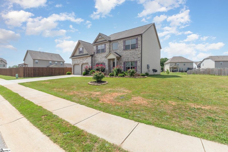 Property image 3 at 230 E Fair Haven Lane, Lyman, SC 29365