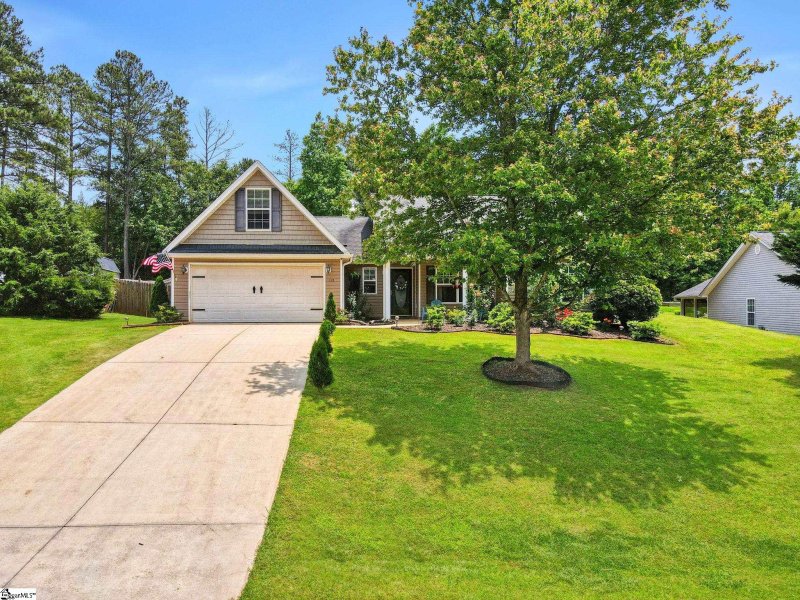 Property image 2 at 113 soliel Way, Pendleton, SC 29607