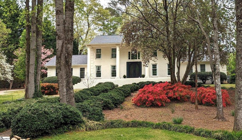 2 Smilax Court