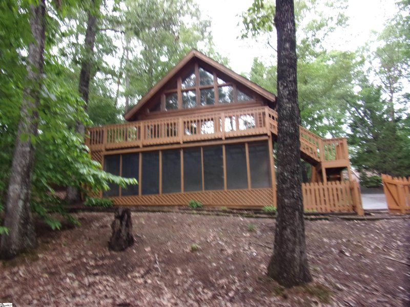 711 Keowee Bay Circle