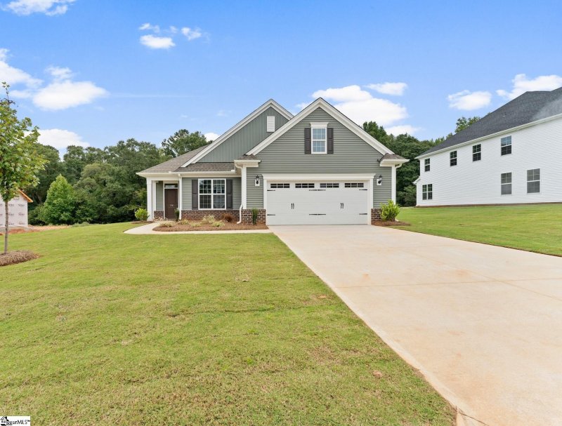 Property image 2 at 736 Oak Hill Lane, Belton, SC 29627