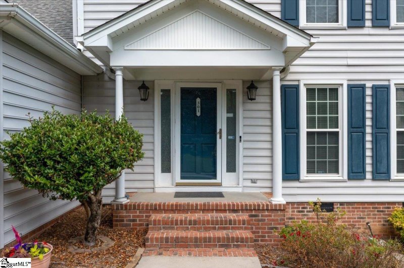 Property image 2 at 301 Bright Water Lane, Greenville, SC 29609