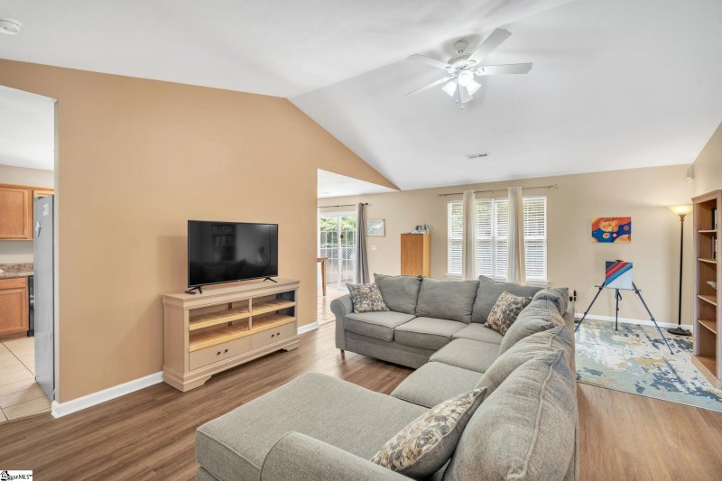 Property image 3 at 621 Chloe Faith Drive, Duncan, SC 29334