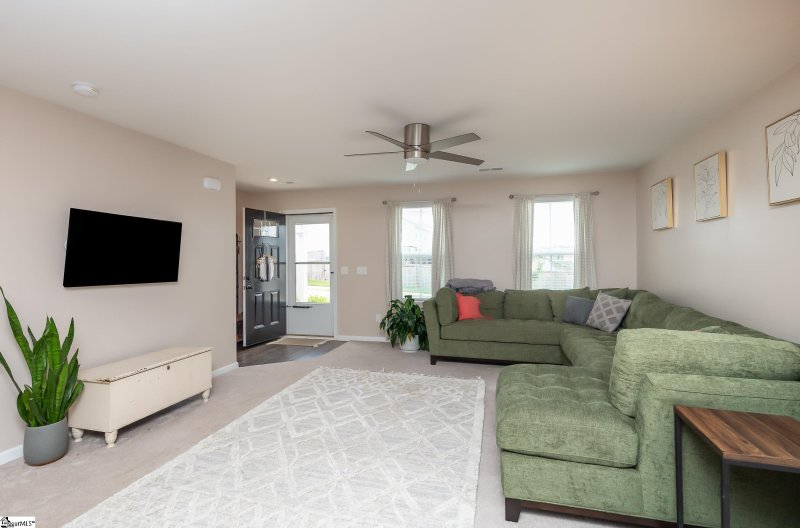 Property image 4 at 202 Maplestead Farms Court, Greenville, SC 29617