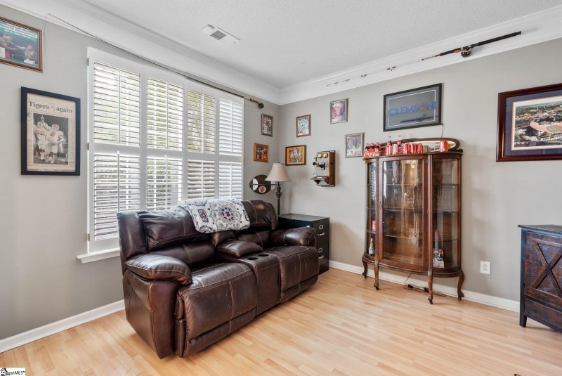 Property image 5 at 5 Mountain Face Court, Greenville, SC 29617