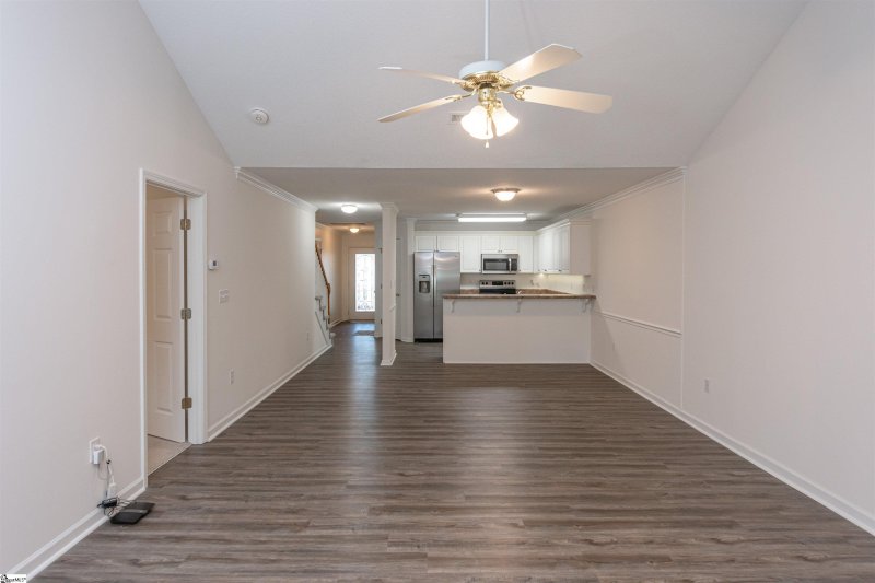 Property image 2 at 15 Magnolia Crest Drive, Simpsonville, SC 29681