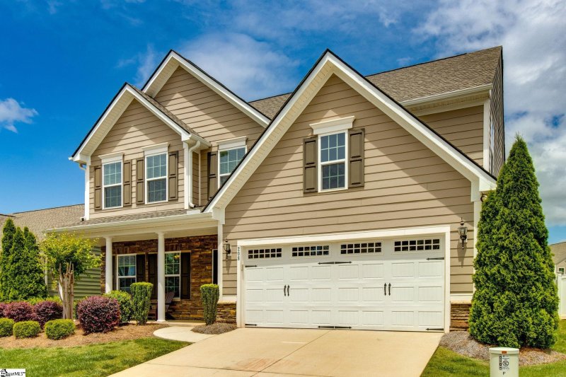 Property image 2 at 208 Carrollton Court, Greer, SC 29650