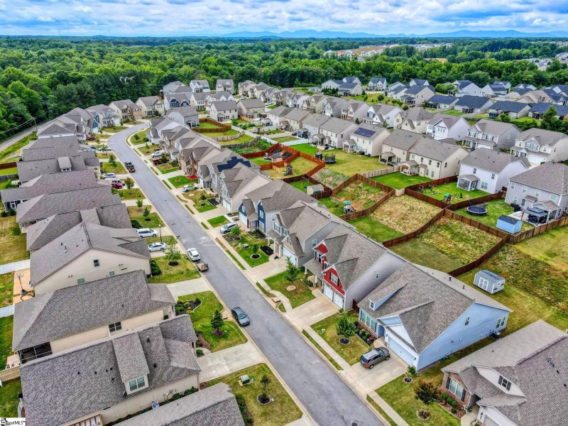 Property image 3 at 869 Deepwood Court, Boiling Springs, SC 29316