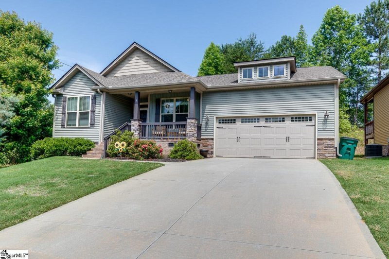 Property image 2 at 1 Kendals Lane, Fountain Inn, SC 29644