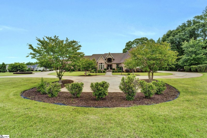 Property image 2 at 1474 Stewart Dairy Road, Gray Court, SC 29645