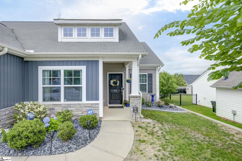 Property image 2 at 42 Remus Way, Simpsonville, SC 29681