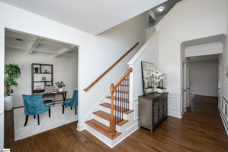 Property image 3 at 104 Carolina Oaks Drive, Fountain Inn, SC 29644