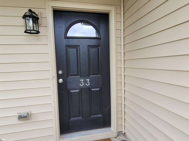 Property image 2 at 33 Hawksbill Lane, Simpsonville, SC 29680