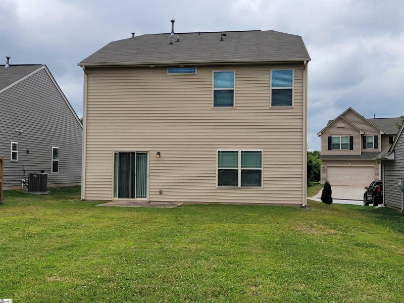 Property image 3 at 33 Hawksbill Lane, Simpsonville, SC 29680