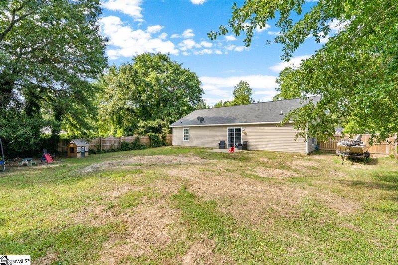 Property image 5 at 107 Laura Jane Lane, Gray Court, SC 29645