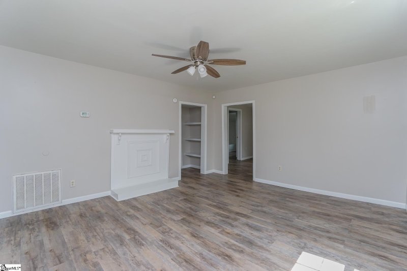 Property image 5 at 237 Buncombe Street, Woodruff, SC 29388