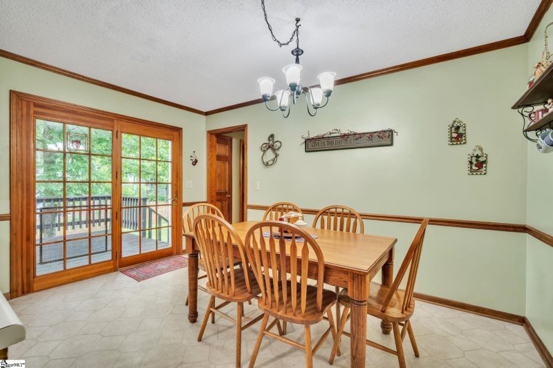 Property image 5 at 206 W Silverleaf Street, Greer, SC 29650