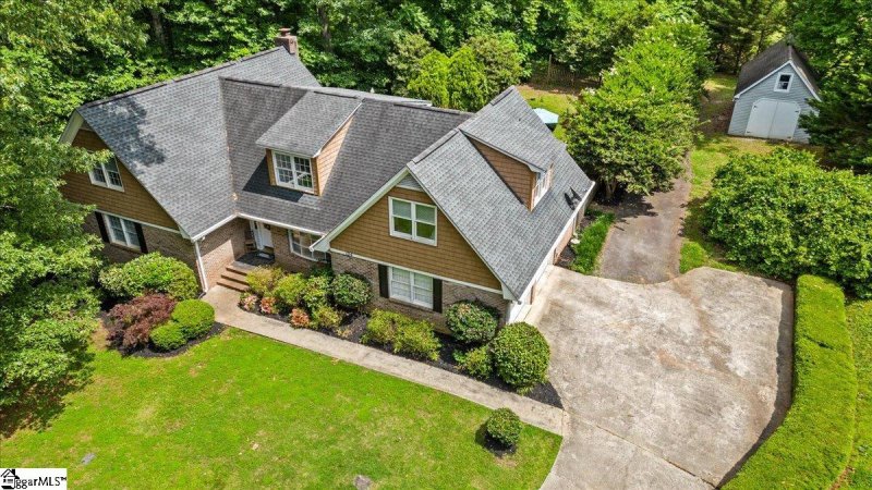 Property image 4 at 104 E Croydon Court, Easley, SC 29642