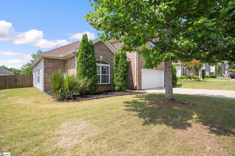 Property image 4 at 103 Eagle Pass Drive, Taylors, SC 29687-6545