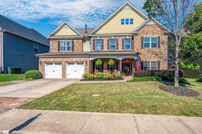Property image 2 at 127 Fort Drive, Simpsonville, SC 29681