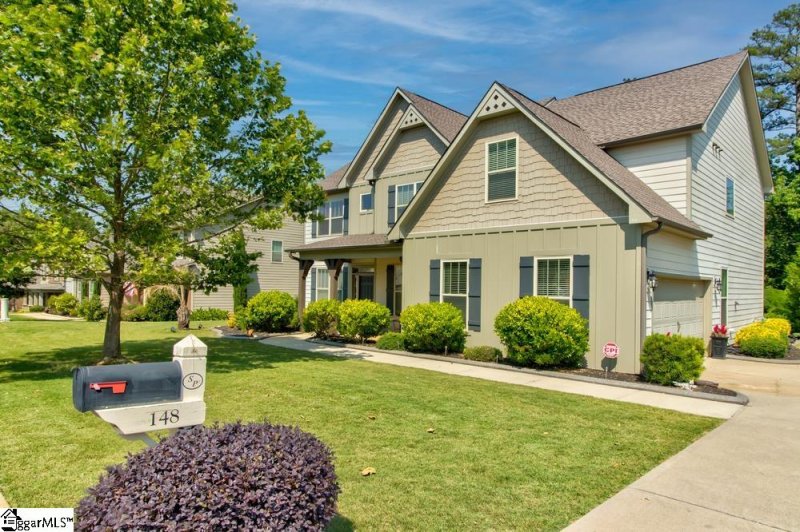 Property image 2 at 148 Sapphire Pointe Drive, Duncan, SC 29334