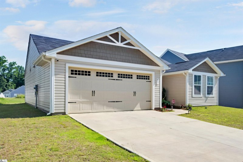 Property image 2 at 837 Purcell Drive, Woodruff, SC 29388