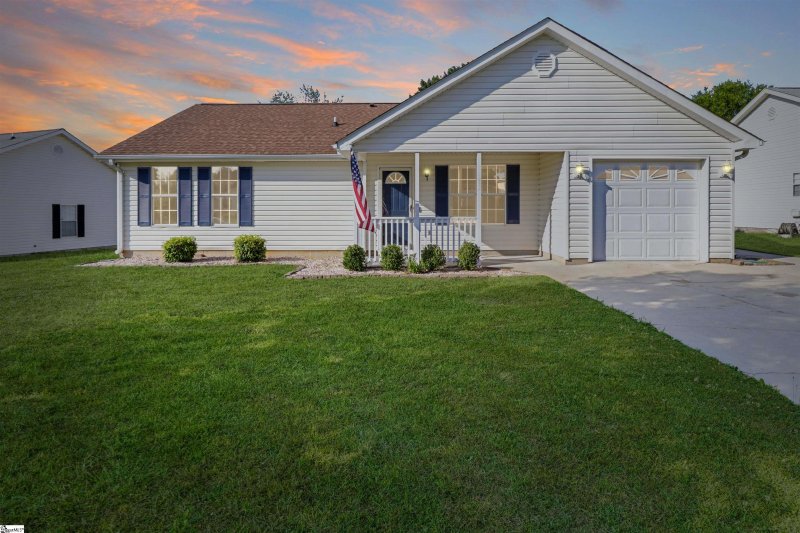 102 Country Gardens Drive