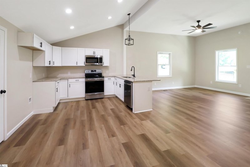 Property image 3 at 101 Turner Street, Easley, SC 29640