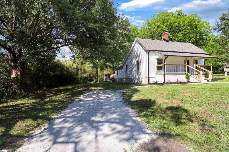 Property image 5 at 101 Turner Street, Easley, SC 29640