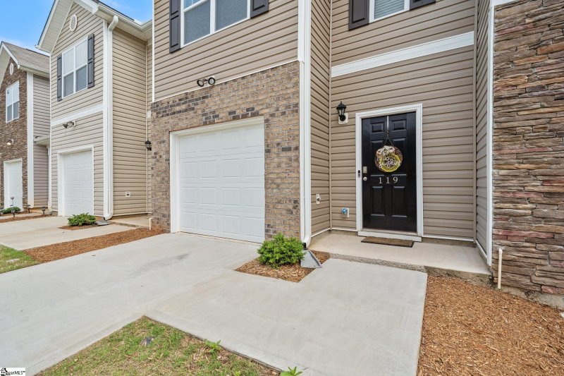 Property image 3 at 119 Southridge Court, Easley, SC 29642