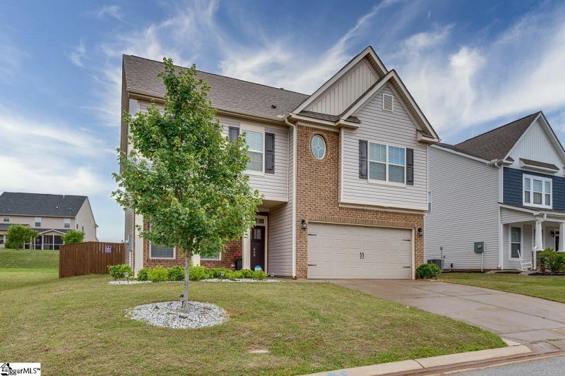 Property image 3 at 668 Highgarden Lane, Boiling Springs, SC 29316