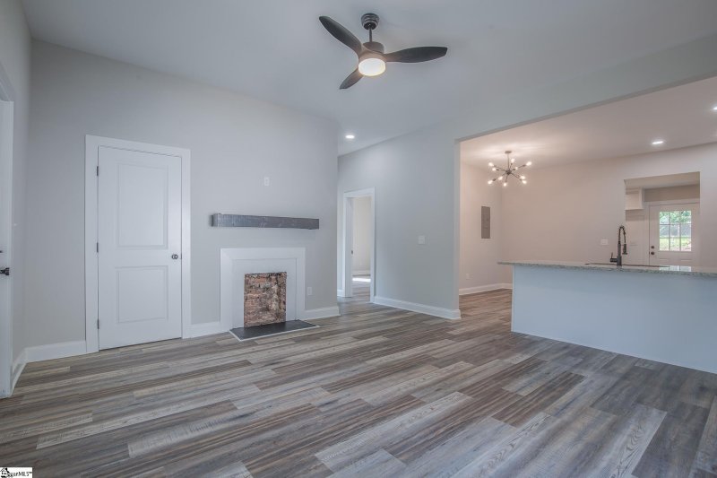 Property image 5 at 219 Beason Street, Woodruff, SC 29388-1601