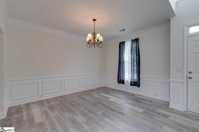 Property image 2 at 7 Glenbow Court, Simpsonville, SC 29680-7368