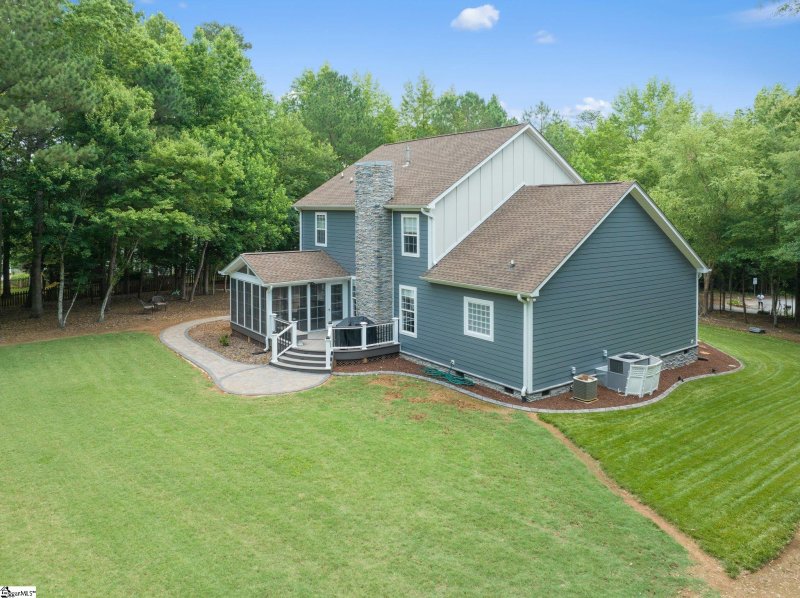 Property image 5 at 117 Shoals Road, Greer, SC 29651