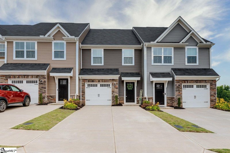 317 Hunt Glenn Court