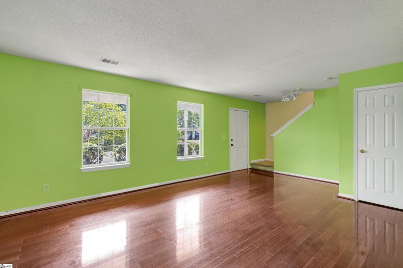 Property image 2 at 14 Seven Pines Court, Greer, SC 29651