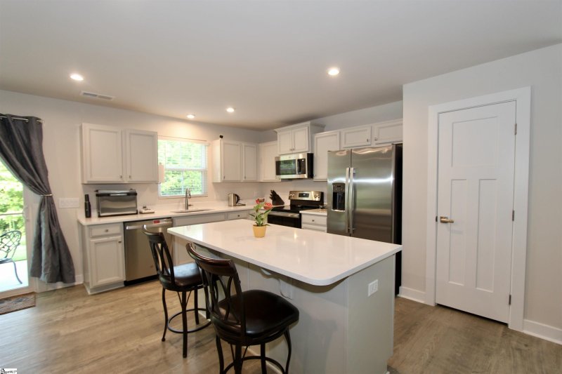 Property image 3 at 2278 Hemming Way, Boiling Springs, SC 29316