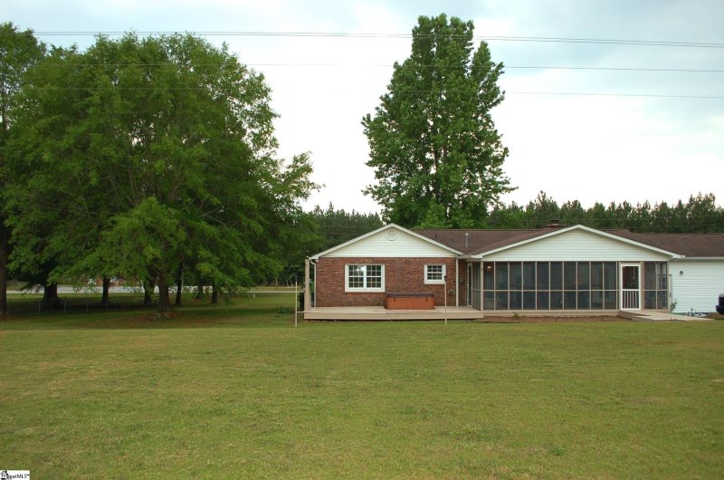 Property image 4 at 381 N Freeman Road, Liberty, SC 29657