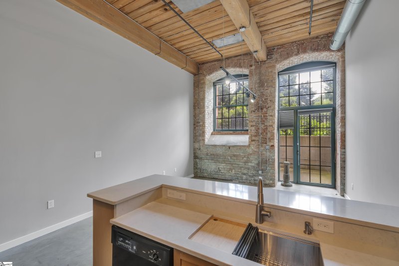 Property image 5 at 400 Mills Avenue, Greenville, SC 29605