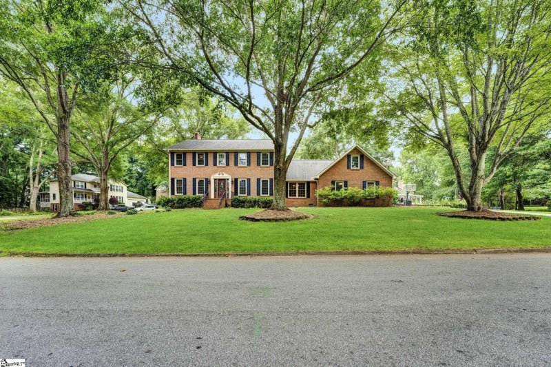 1010 Plantation Drive