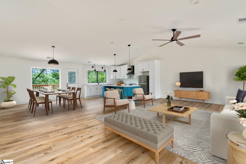 Property image 4 at 114 Kennedy Street, Easley, SC 29642