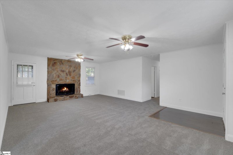 Property image 5 at 113 Sandhurst Drive, Simpsonville, SC 29680