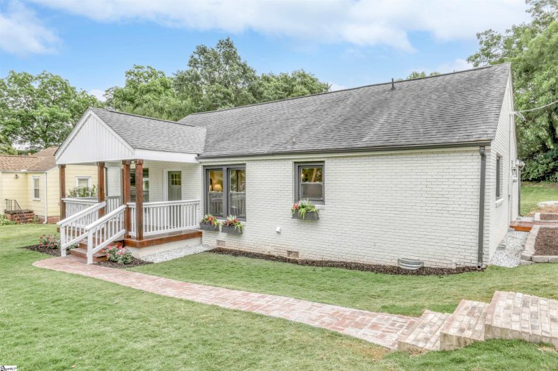 Property image 2 at 15 glenn Street, Greenville, SC 29607